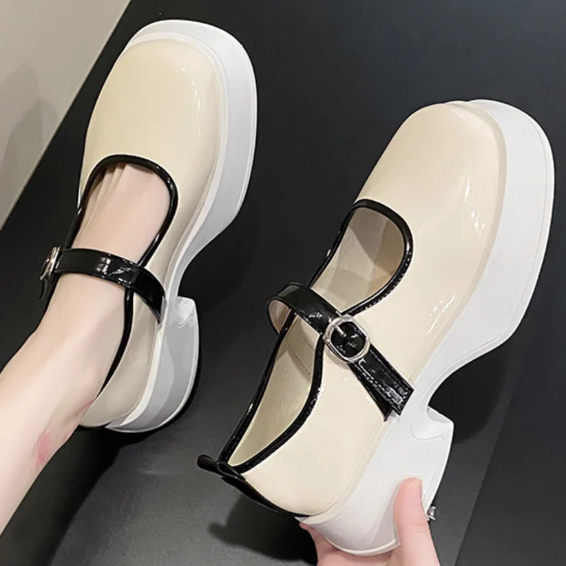 Маленькие Кожаные туфли на плоской подошве в стиле ретро; Новинка 2023 года; Женские Летние Универсальные туфли Mary Jane на низком Каблуке с открытым носком; Zapatos De Mujer . ' - ' . 1